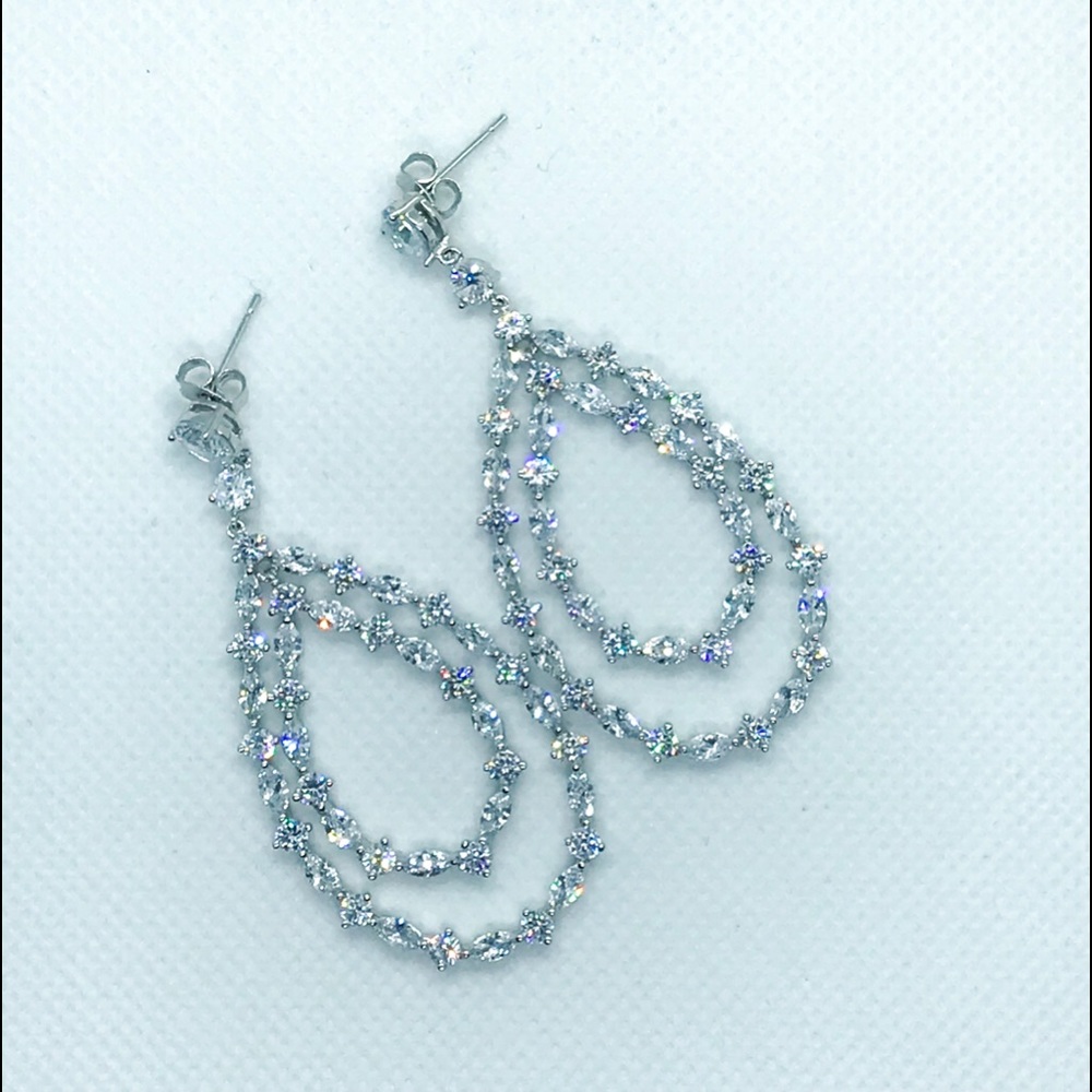 BRILLIANT Pear Drop earrings -silver - Picture 2 of 9